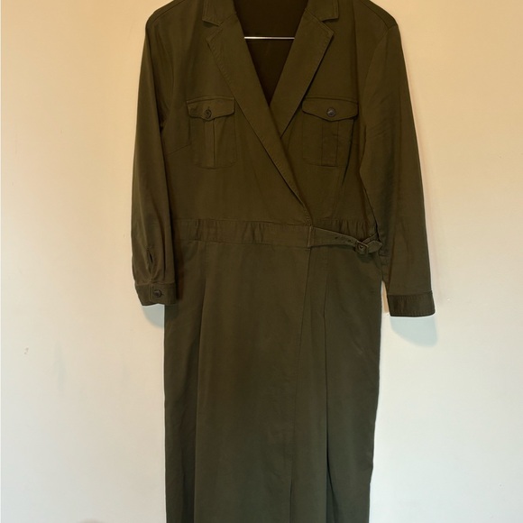 WINTER SALE - J. McLaughlin Dress - Picture 6 of 6